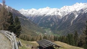 Живописные дороги в Австрийских Альпах, место Зольден