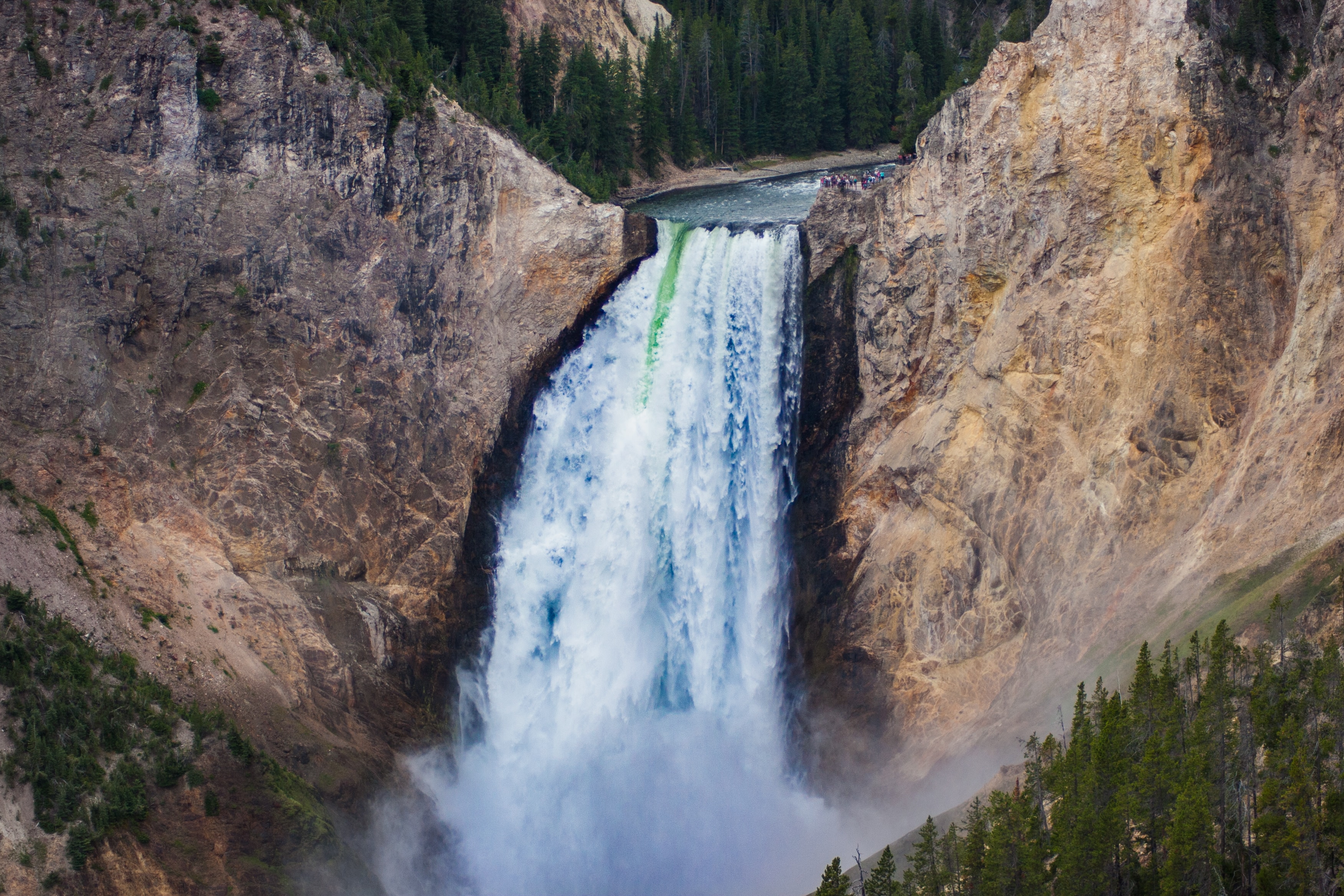 HISTORY OF THE YELLOWSTONE NATIONAL PARK